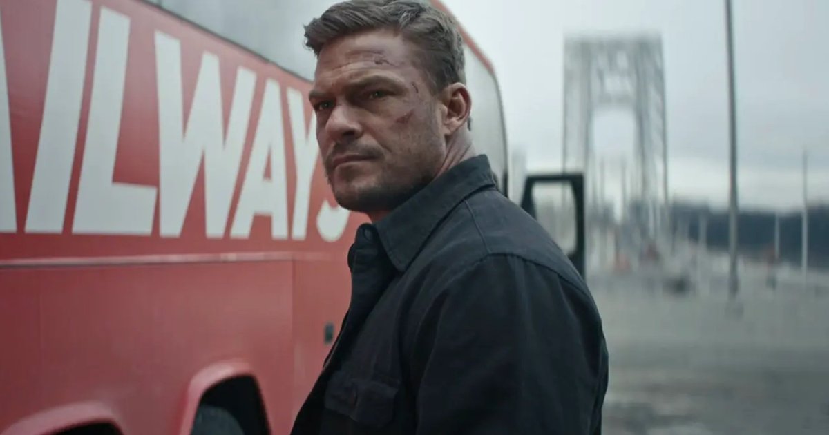 Alan Ritchson Gives DCU Update, Reveals Talk With James Gunn
