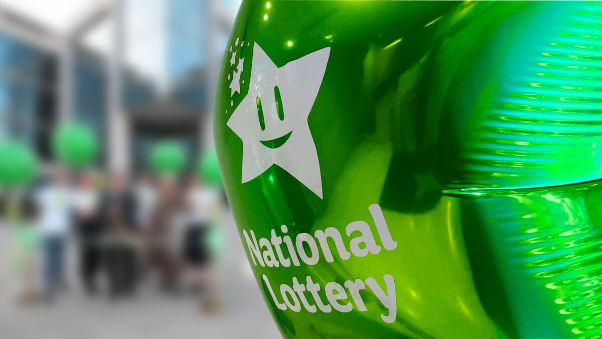 Donegal man plans ‘well-deserved’ holiday after collecting €250k Lotto win!