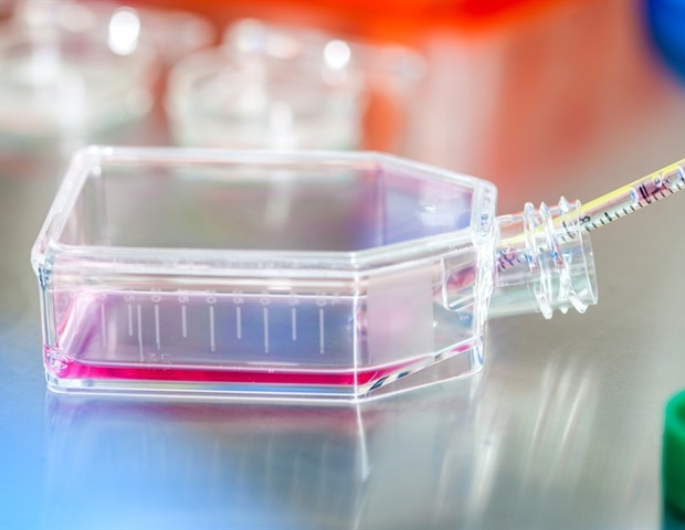 INTEGRA's PIPETBOY GENIUS provides superior ergonomics and liquid control for cell culture