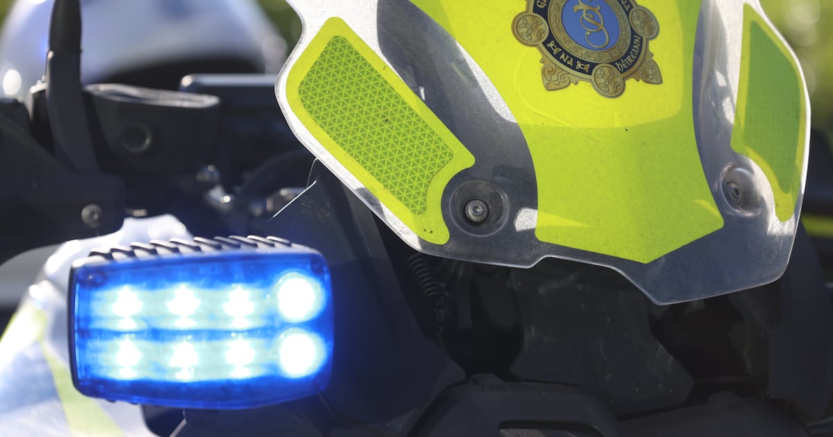 Man injured in shooting near shopping centre in Dublin – The Irish Times