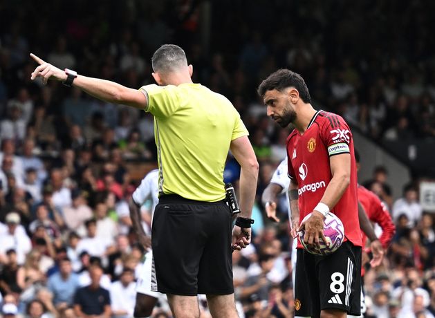 Manchester United’s Bruno Fernandes ‘upset’ by lack of apology from referee in draw at Fulham