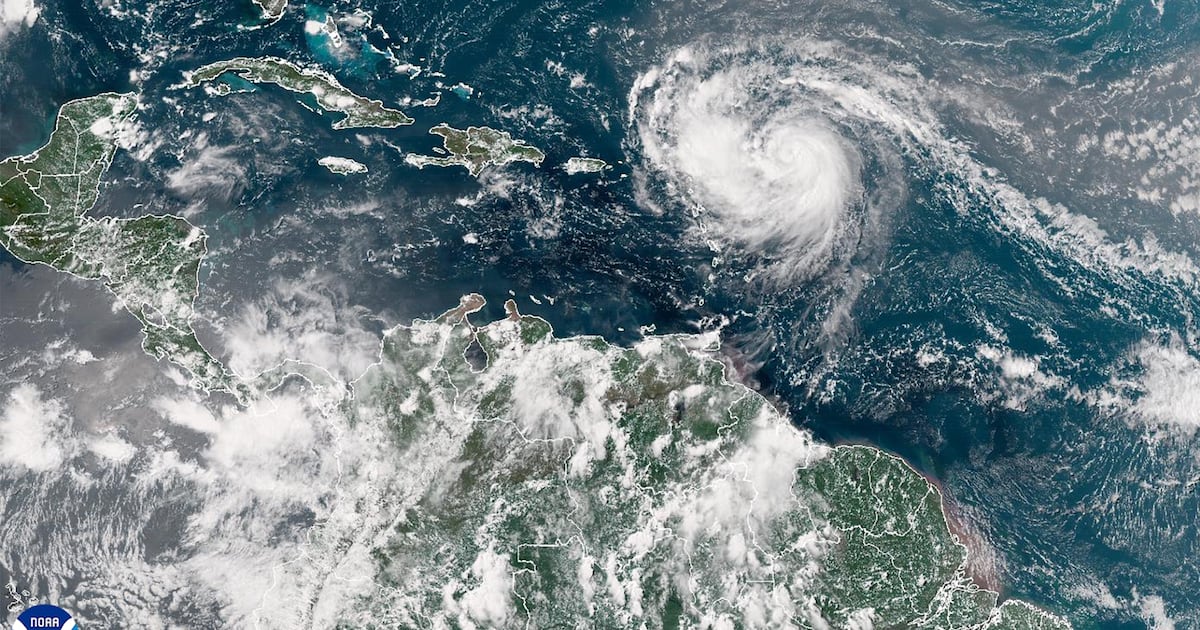 Hurricane Erin remnants expected to bring wetter and breezier conditions next week – The Irish Times