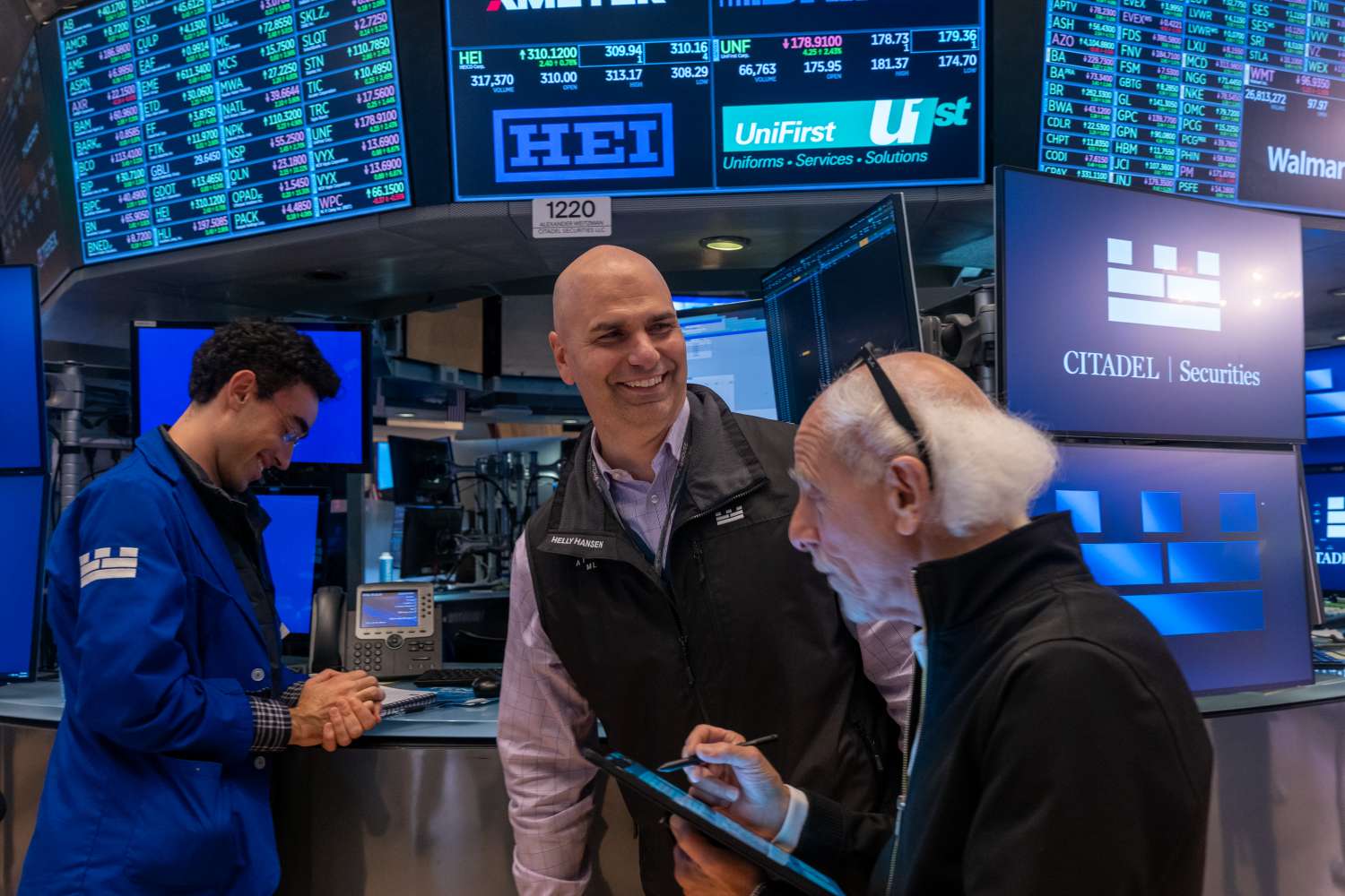 Stocks Surge After Powell Signals Possible Rate Cuts; Dow Jumps 850 Points to 1st Record Close of 2025