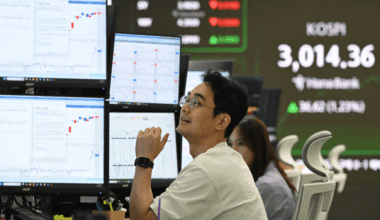 South Korea's Stock Market Welcomes Assault on Chaebol Power