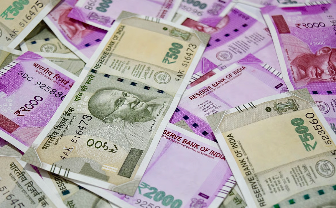 Indian Rupee Plunges To All-Time Low Against UAE Dirham On US Tariff Concerns