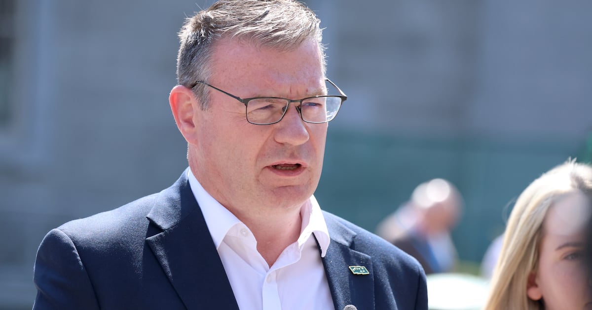 Labour’s Alan Kelly tells colleagues of ‘regret’ over radio interview – The Irish Times