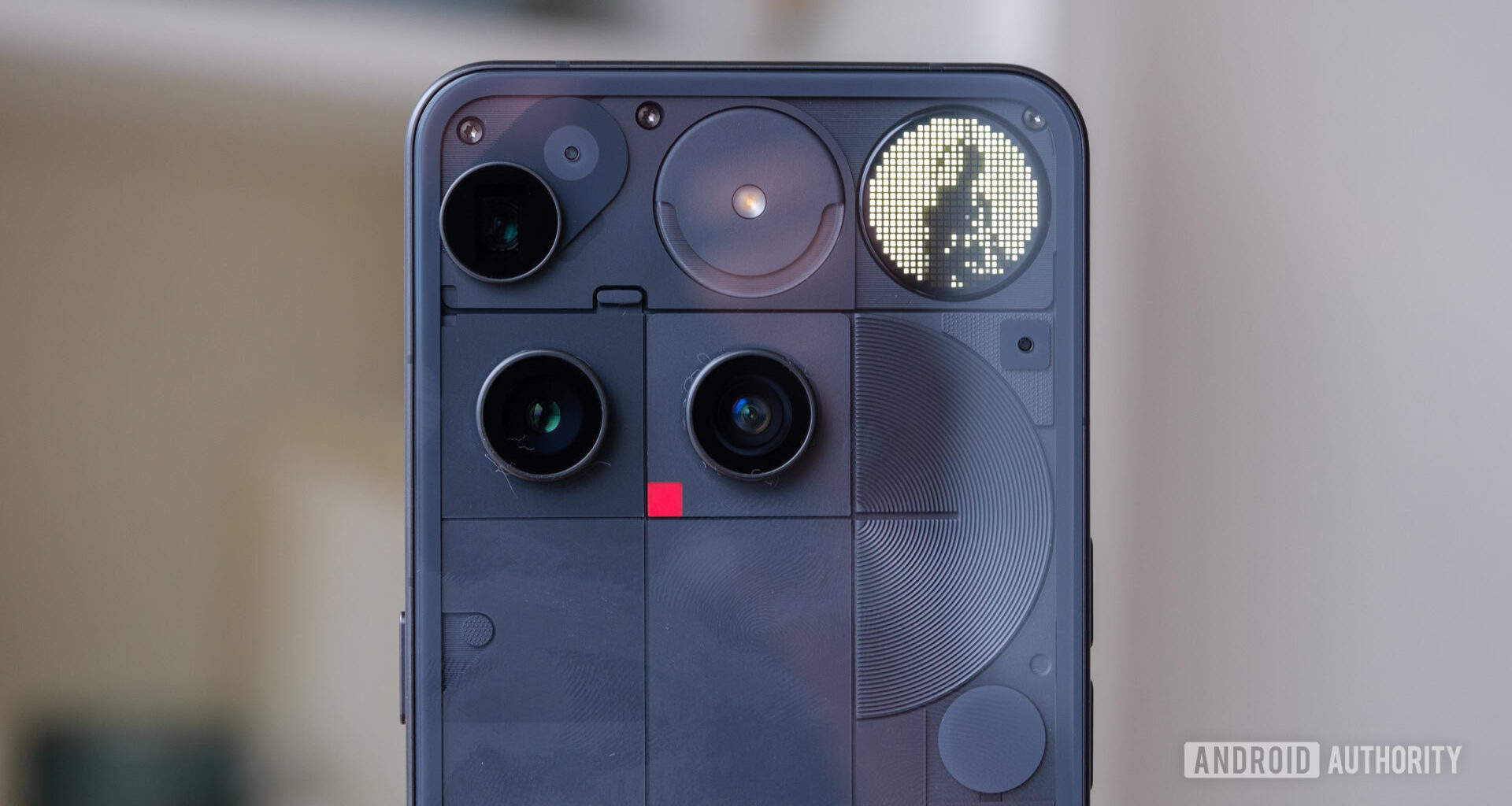 Nothing Phone 3 Glyph mirror