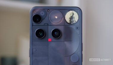 Nothing Phone 3 Glyph mirror