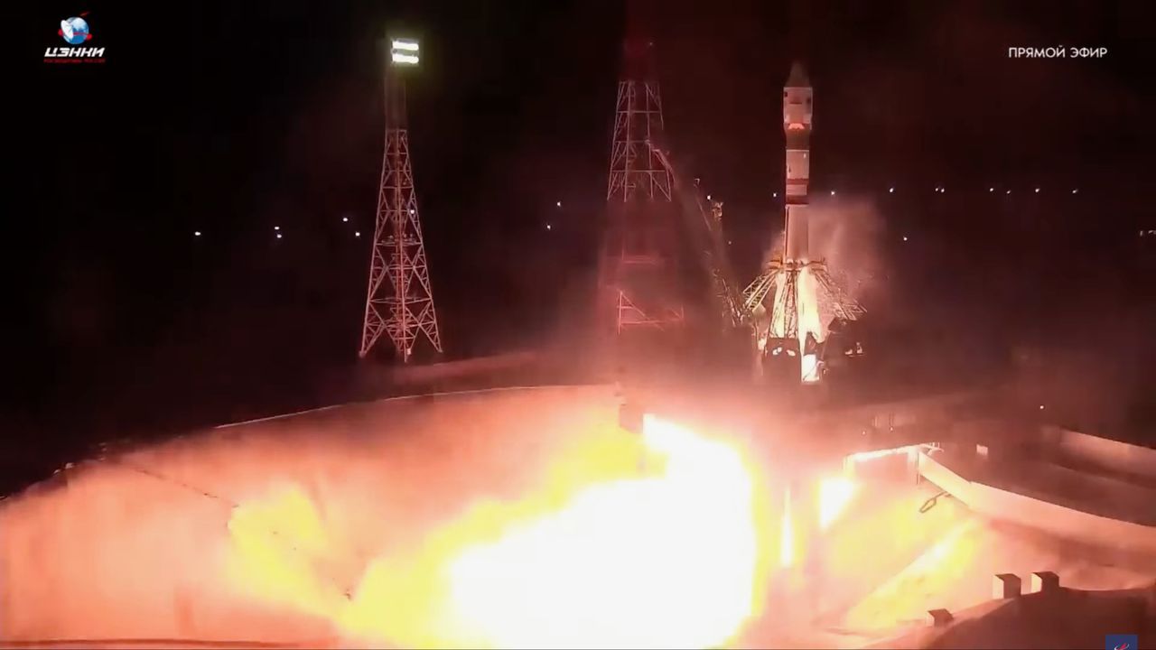 Russia launches mice, microbes and more on monthlong…