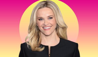 Reese Witherspoon Swears By This Green Smoothie