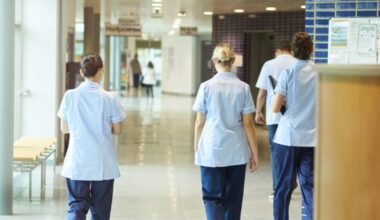 Frontline NHS nurses face working into their 70s if state pension age rises