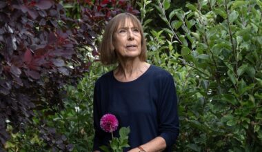 In her west Cork refuge, Jules Thomas paints, tends the garden — and writes her memoirs