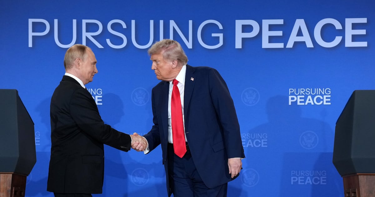 Trump says progress made but no Ukraine peace deal on night US rolled out red carpet for Putin – The Irish Times