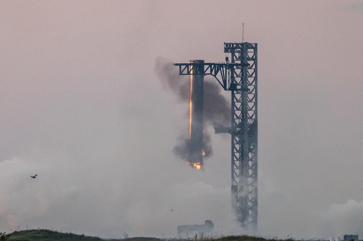US Spacex Launches 24 New Starlink Satellites Into Low Earth Orbit