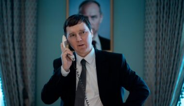 First Clip Of Paul Dano As Putin Advisor In The Wizard Of The Kremlin