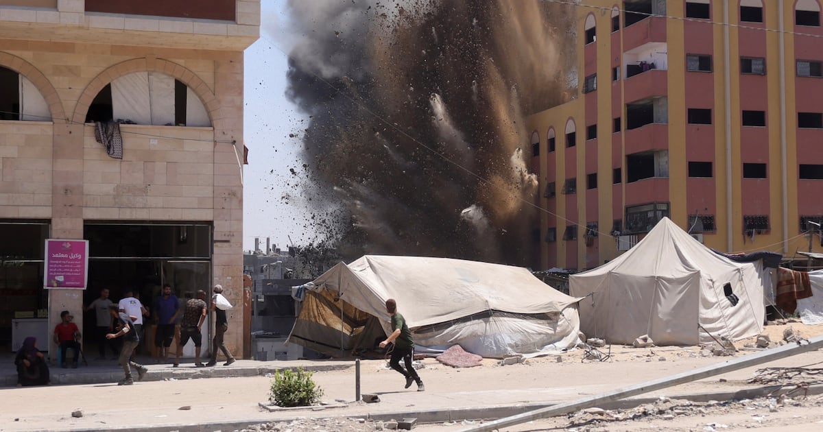 Palestinians flee Gaza City homes as Israel escalates shelling of neighbourhoods – The Irish Times