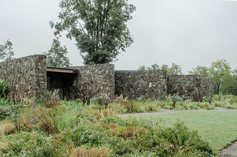alarciaferrer arquitectos turn former argentine presidential residence into hotel suites