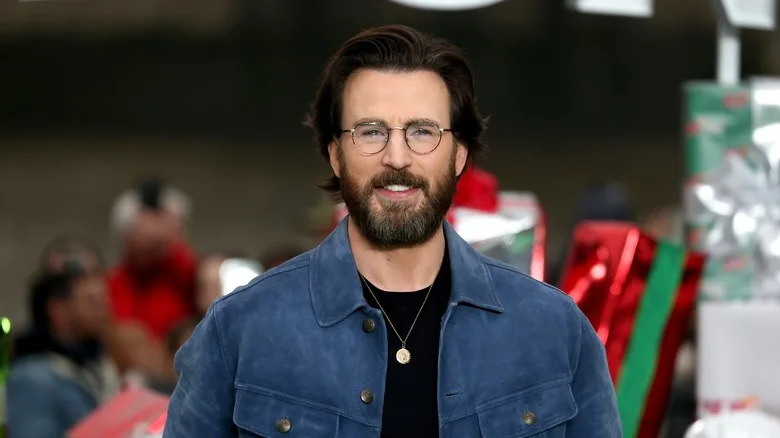 Chris Evans attends the photocall for "Red One" at Potters Fields Park in London, England.