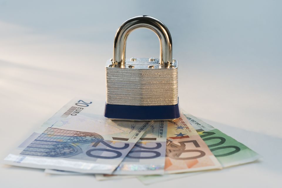 The ‘nospendseptember’ challenge involves only spending money on necessities such as rent or mortgage payments, groceries, utility bills, and fuel for your car throughout the month. Photo: Getty.