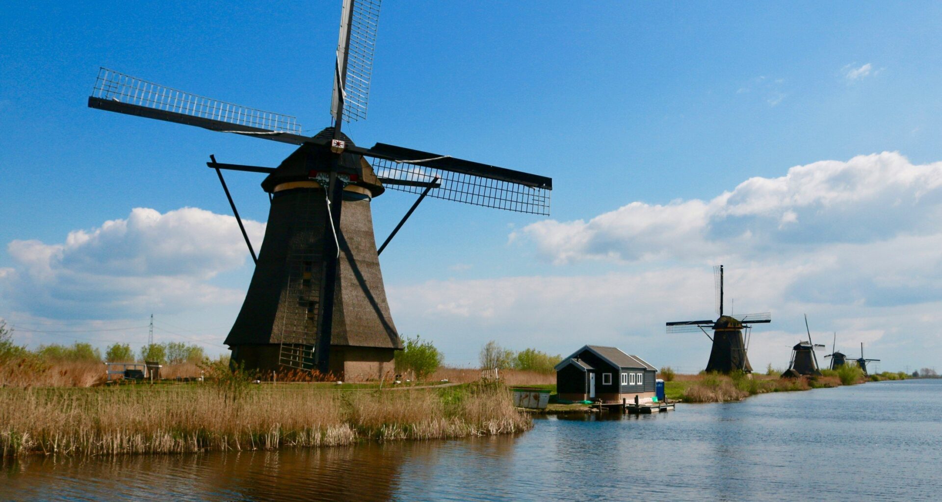 Photo of a windmill for an article on the growth of data centres in the Netherlands.