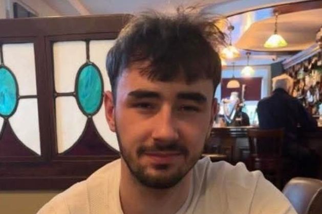 He was my hero says dad as he paid emotional tribute to son (21) at his funeral service