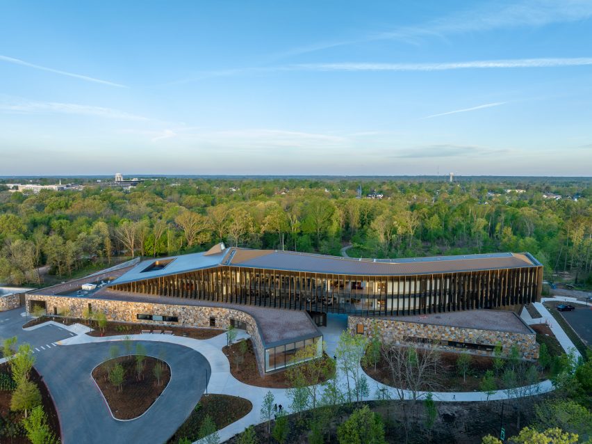 The Heartland Whole Health Institute by Marlon Blackwell Architects