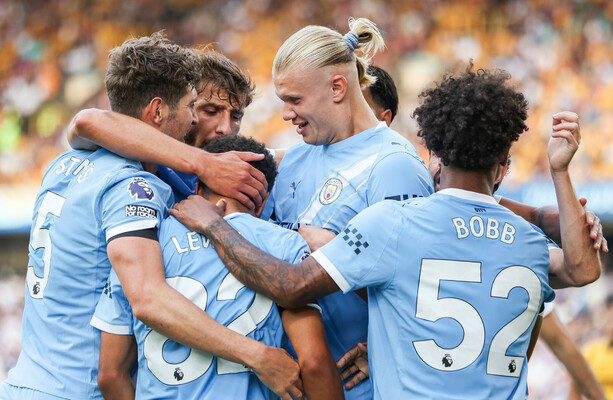 Manchester City begin title quest with convincing win against Wolves