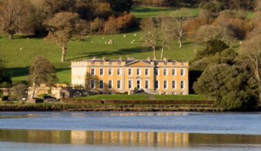 Neighbours of billionaire James Dyson appeal against planned helipad for Co Waterford estate - The Journal