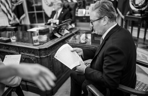 Surrealing in the Years: Starmer has chosen the wrong opponent in Sally Rooney - The Journal