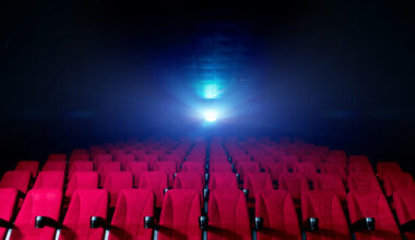 Where's the best spot to sit in a cinema? · TheJournal.ie