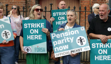 Labour Court urged to intervene in school secretaries and caretakers' strike - The Journal