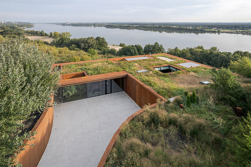 house slope 77 studio