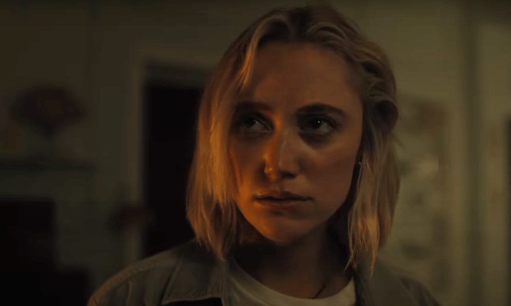 maika monroe watcher