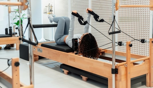 Pilates fashion is hotter than the workout and we’ve got proof!(Pexels)