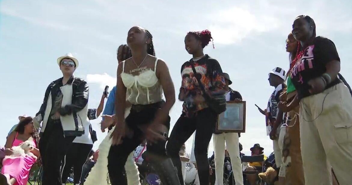 Gary, Indiana, celebrating Michael Jackson's birthday with Jackson family festival