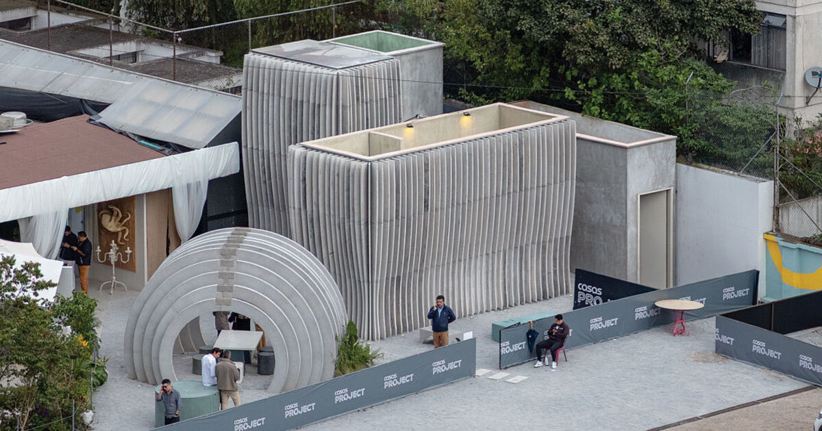 jgstudio transforms public bathroom into concrete installation in ecuador
