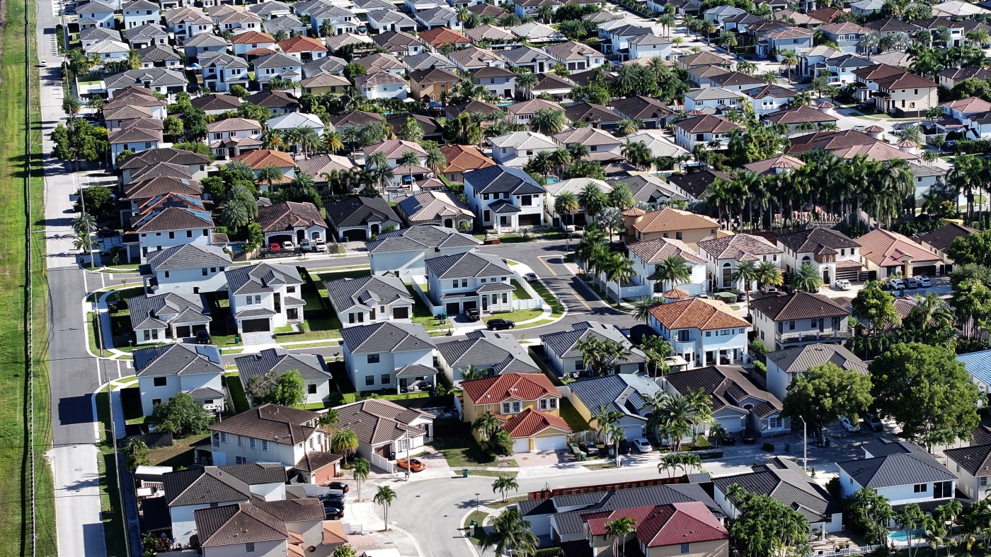 After a few chilly years, the real estate market is looking a little warmer : NPR