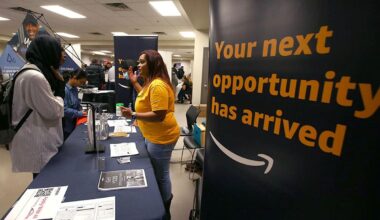 Plummeting job vacancies show why the Bank of Canada can't ignore the ailing labour market