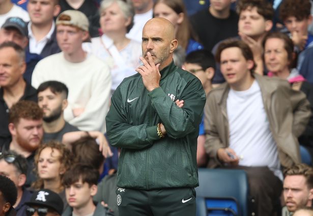Enzo Maresca watching Chelsea against Fulham