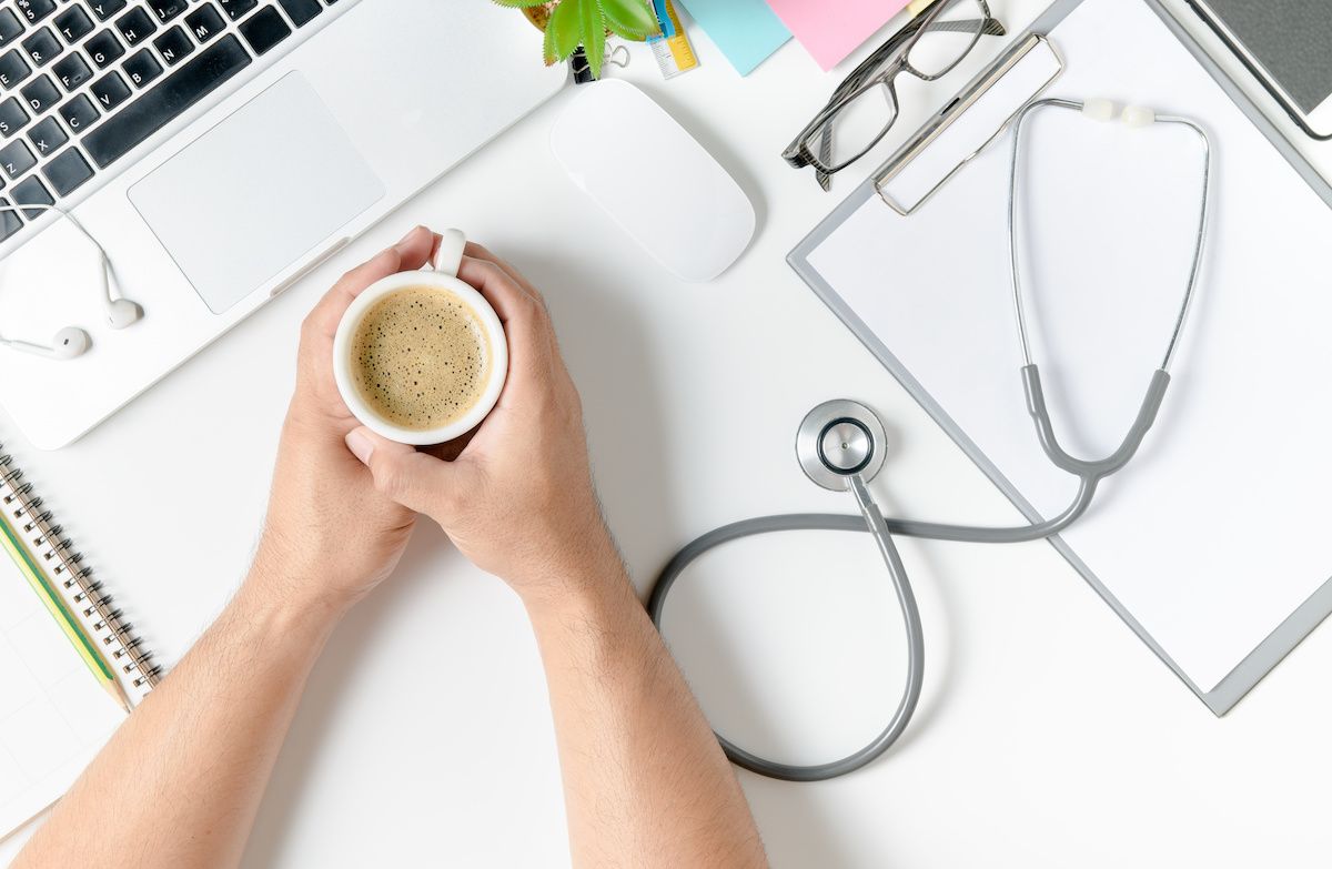 AI spots hidden signs of depression in students’ facial expressions; CDC updates HIV exposure guidelines; health habits slow memory decline – Morning Medical Update