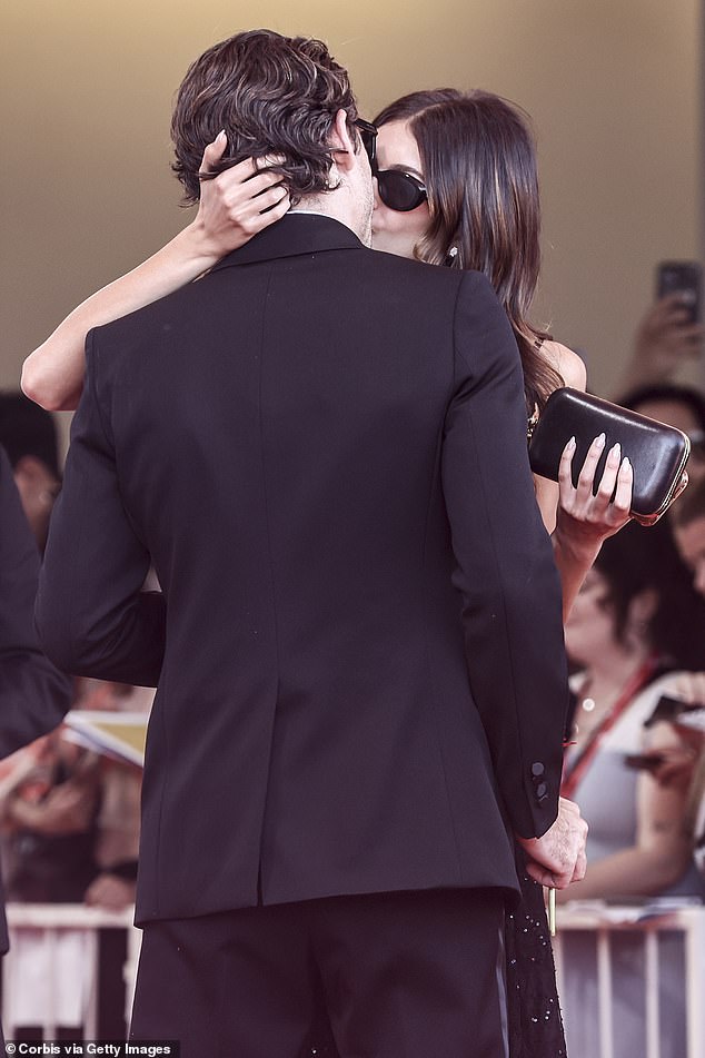 Kaia Gerber and her new boyfriend Lewis Pullman packed on the PDA as they made a loved-up appearance on the eighth day of the Venice Film Festival on Monday