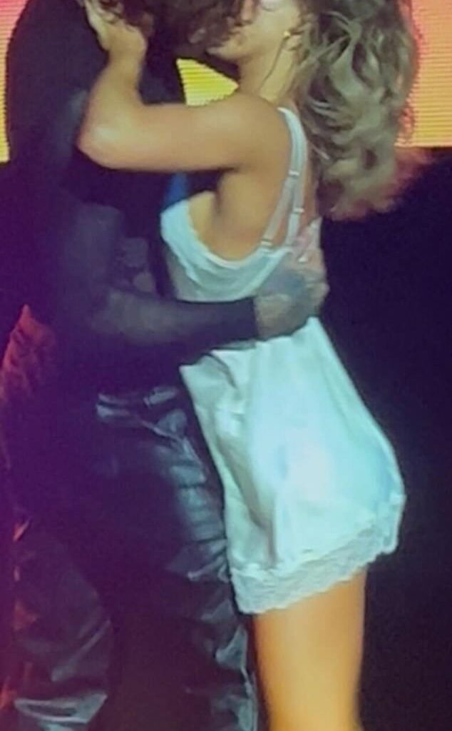 Pete Wicks and Jowita Przystal kiss passionately at London's O2 Arena last Friday night