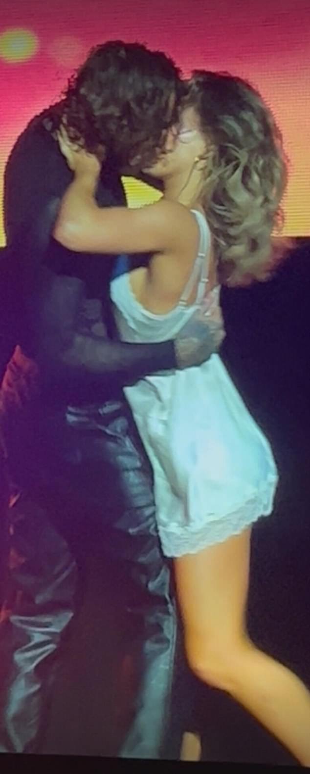 Pete Wicks and Jowita Przystal kiss passionately at London's O2 Arena last Friday night