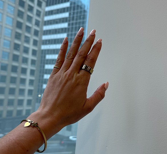 The ring looks chic and packs a series of impressive features