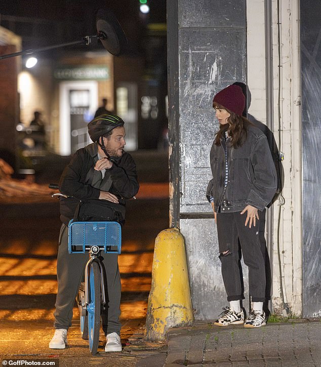 The actress was spotted in deep discussions with the actor drug dealer in the upcoming film