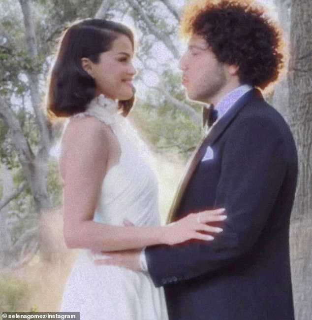 Her mother was in attendance for the big day and jumped to Instagram to gush over the newlyweds and shared that her grandfather David had been asked to walk her down the aisle