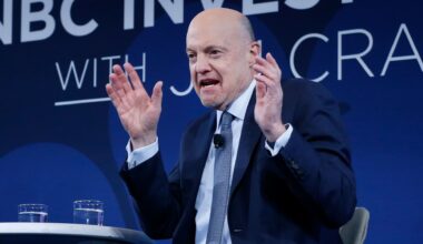 Jim Cramer's top 10 things to watch in the stock market Wednesday