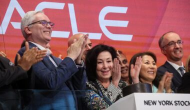 A bullish options trade on Oracle as the cloud giant goes for $1 trillion market cap