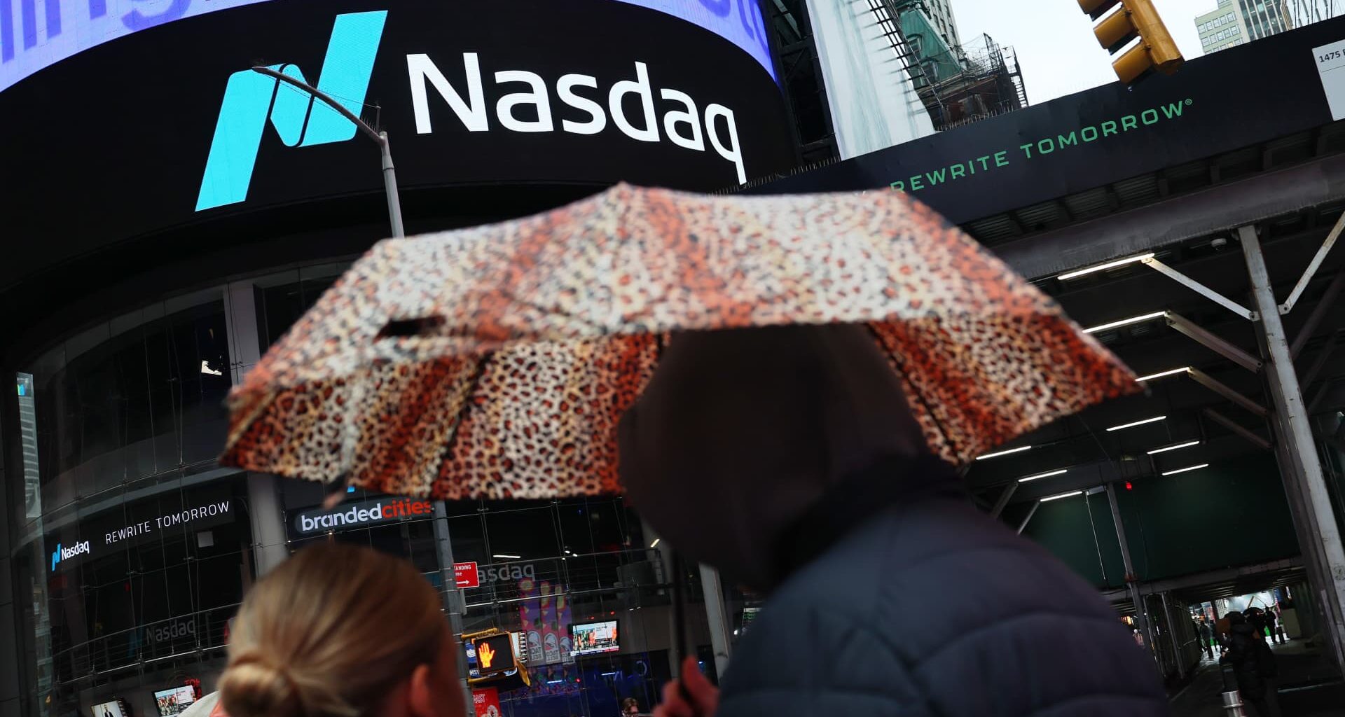 AI helped the Nasdaq Composite clinch a perfect week