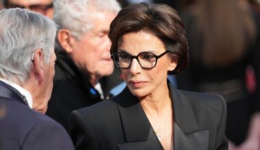 French journalist suspended amid accusation of collusion with Socialist party members